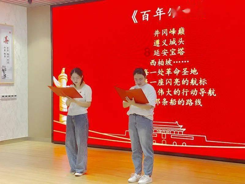 围城》好看，主要讲的什么？游戏画面